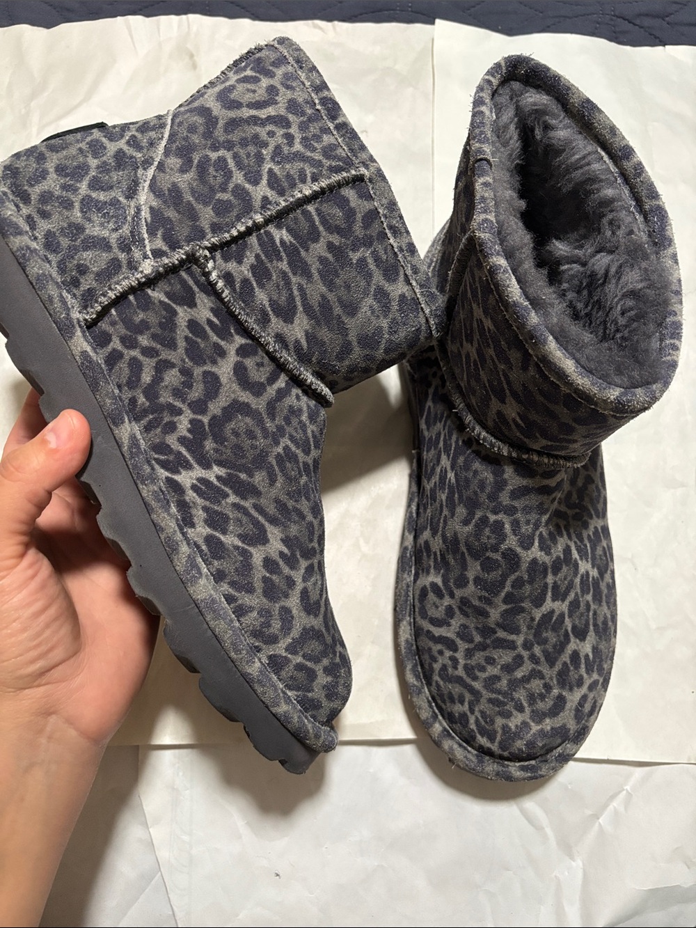 BearPaw Women's Gray Leopard Short Faux-Fur Boots